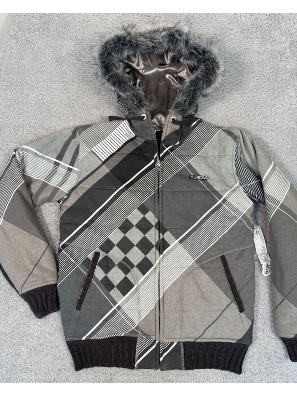 Billabong Hooded Jacket Faux Fur Trim Gray/Black Geometric Pattern Womens S - Picture 3 of 16